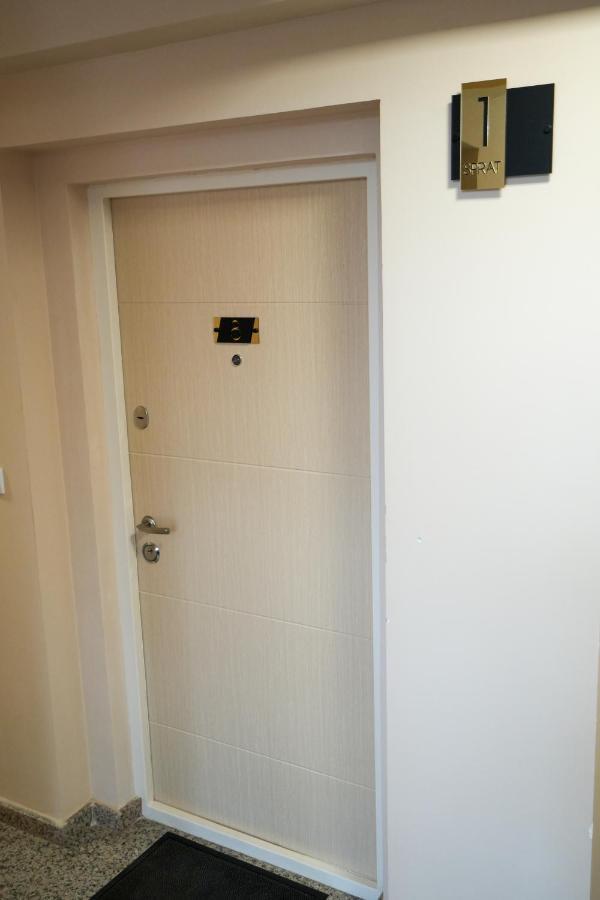 Apartman Jelena Subotica Zewnętrze zdjęcie